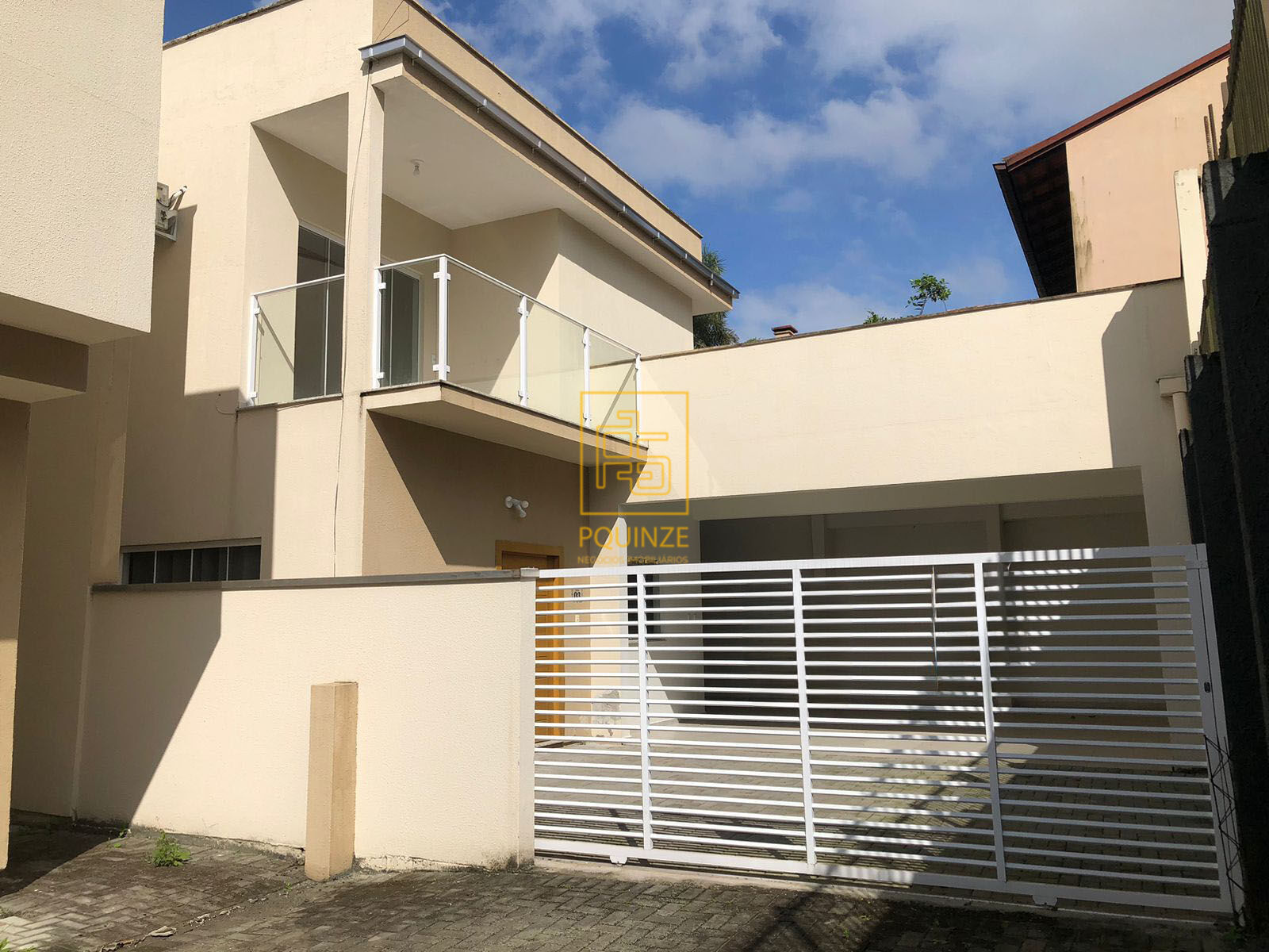 Belíssimo Sobrado no bairro Quintino - foto 1