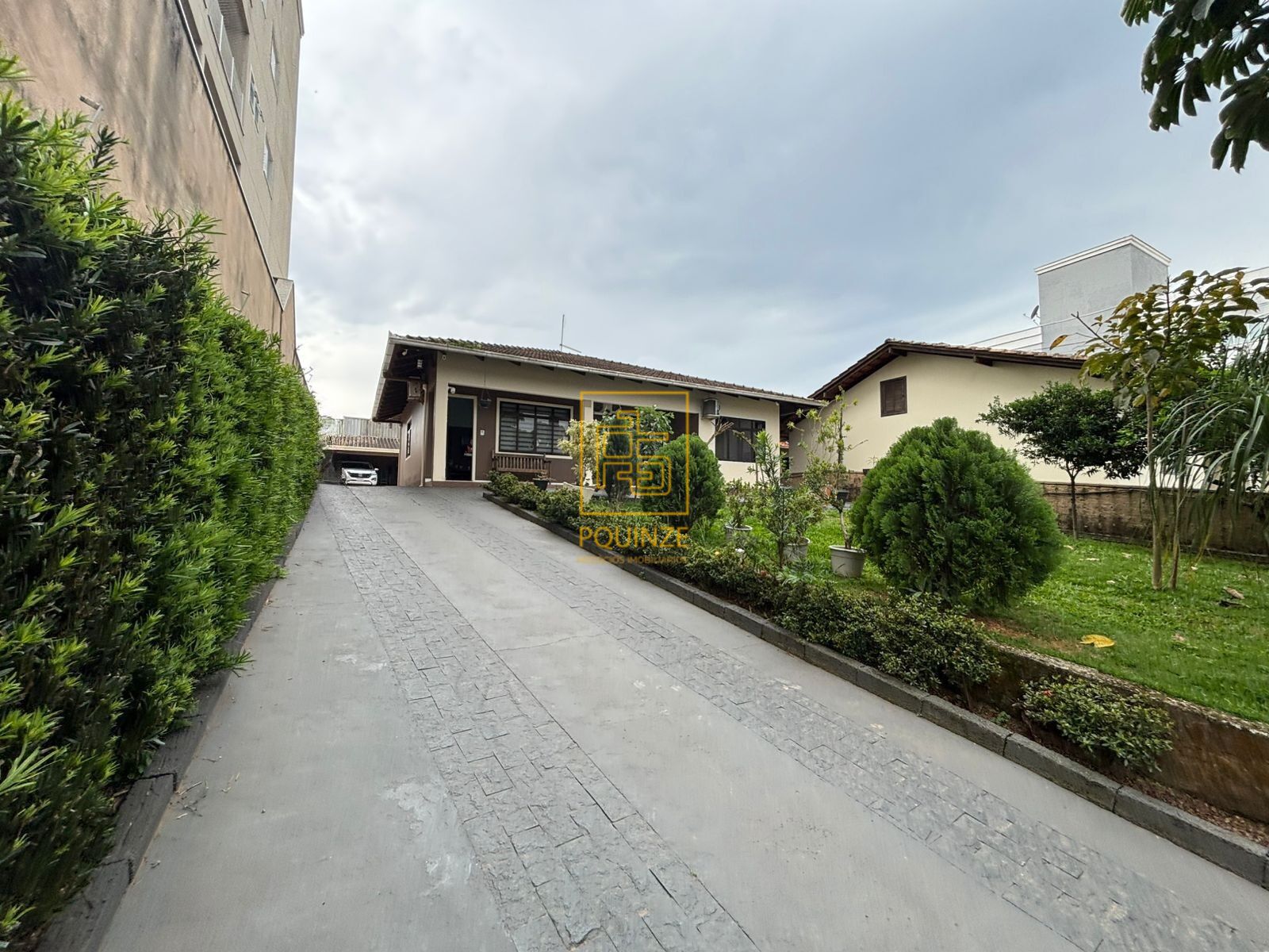 Casa com piscina e área de festas em Indaial - foto 1