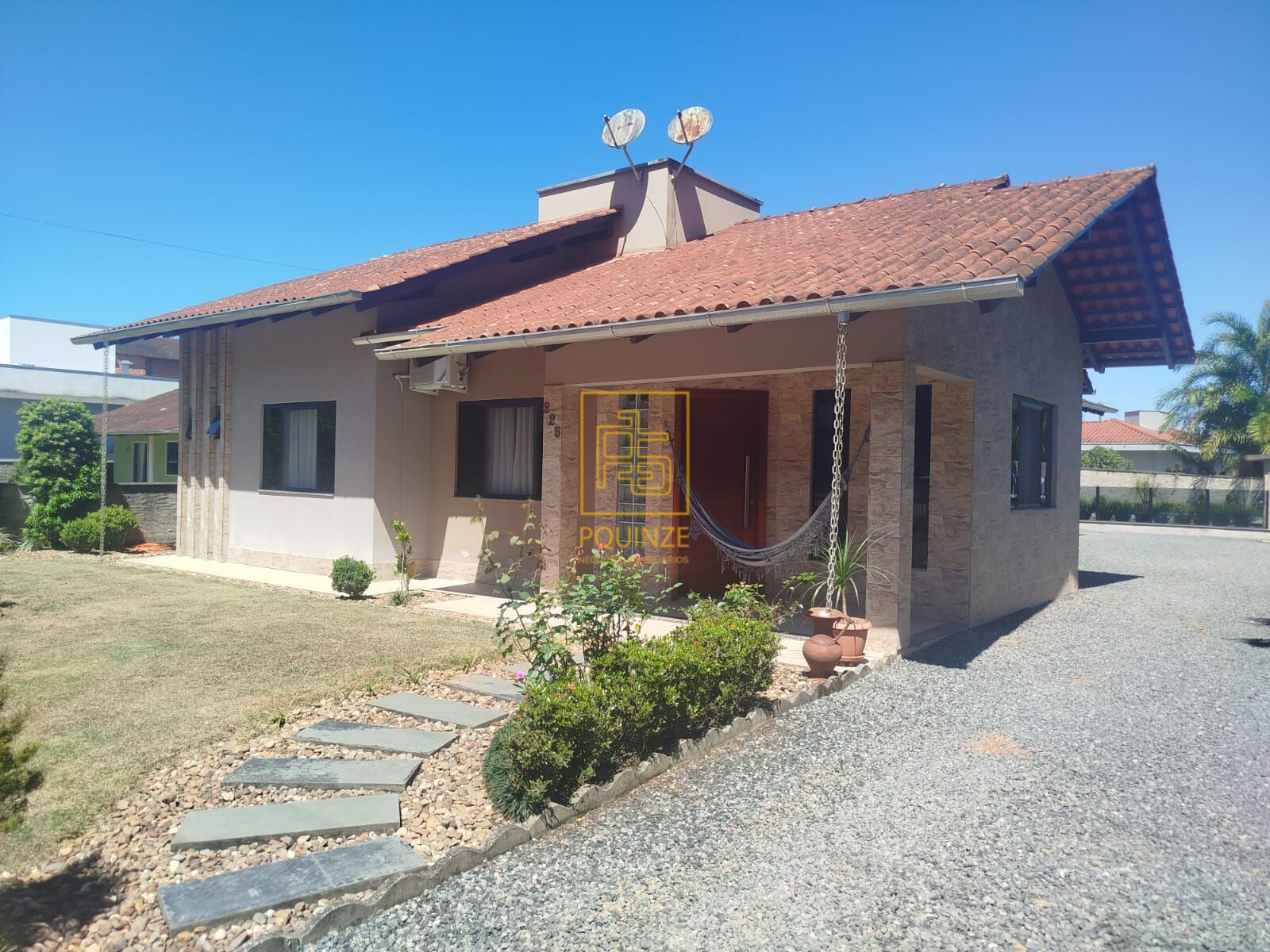 Casa com piscina e área de festas em Rio dos Cedros - foto 1