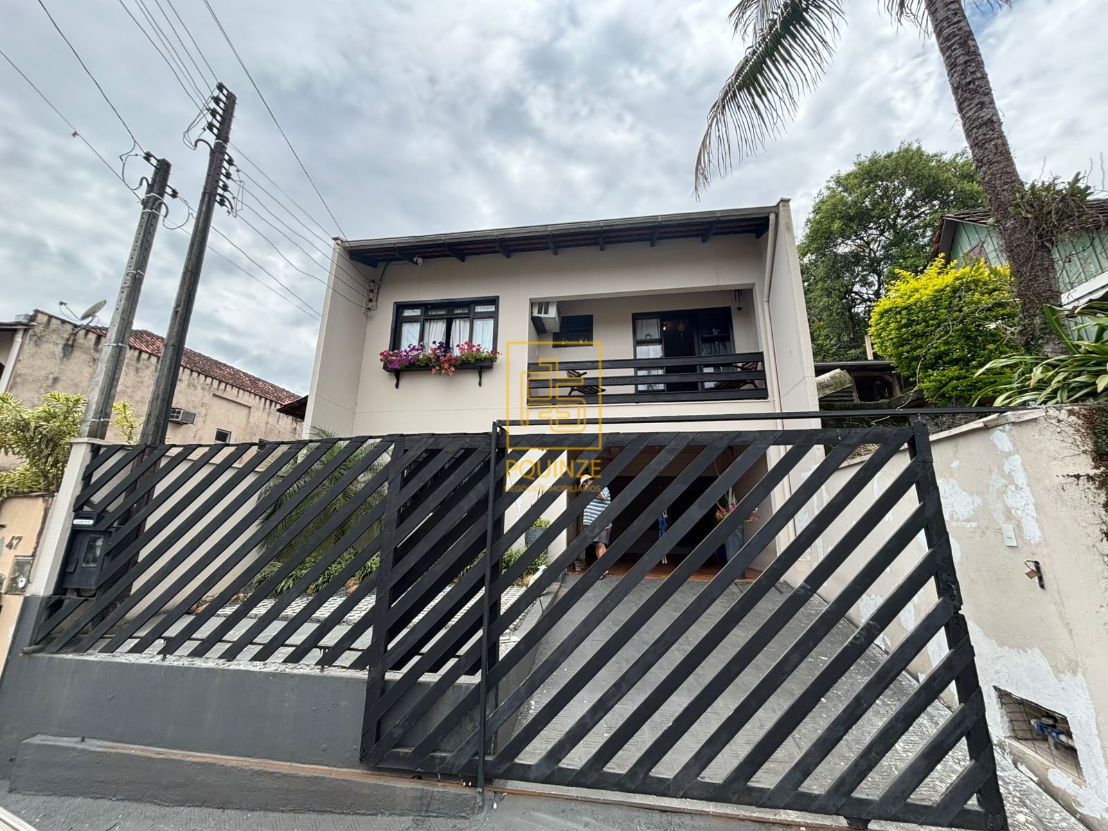 Casa com edícula no bairro Quintino - foto 1