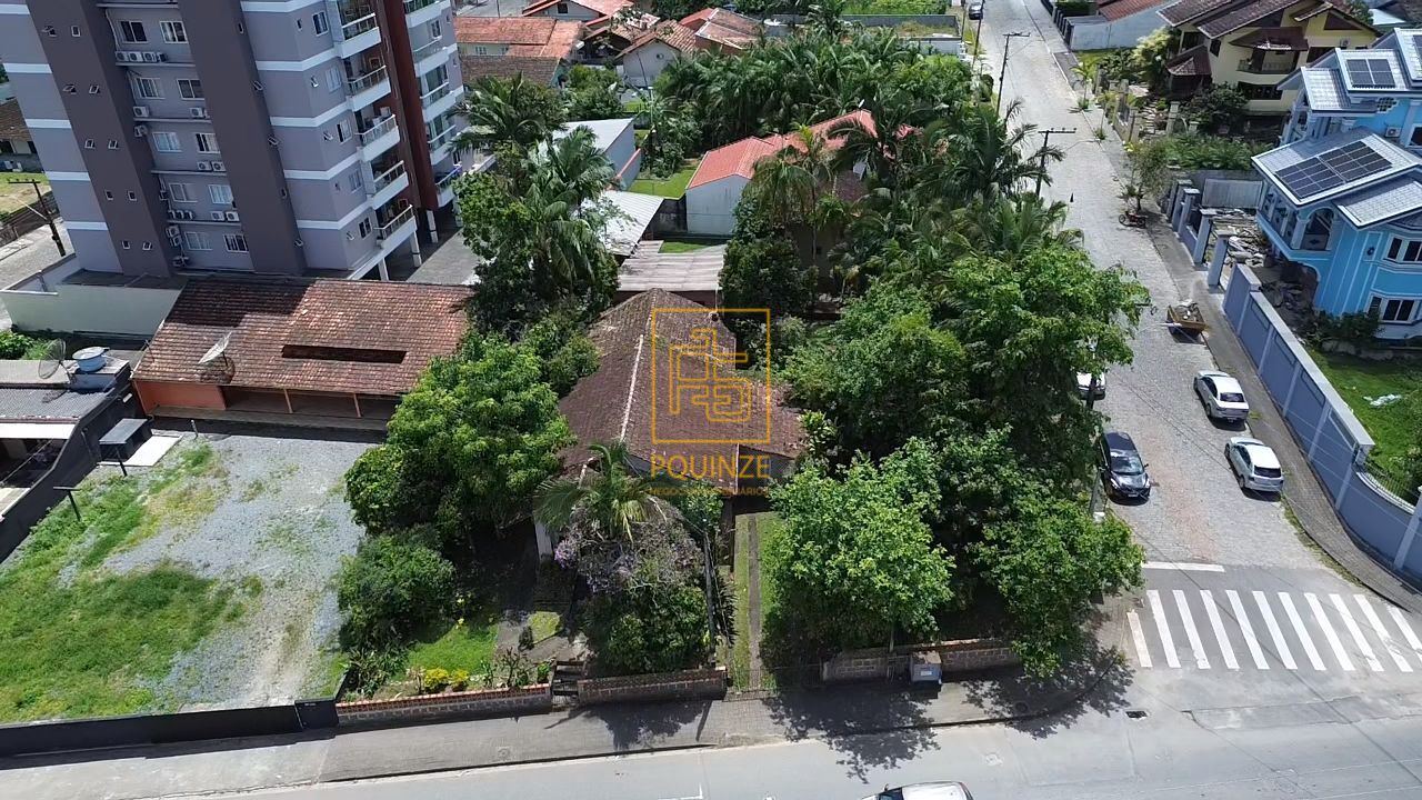 Terreno amplo com edificação em localização privilegiada — foto 3