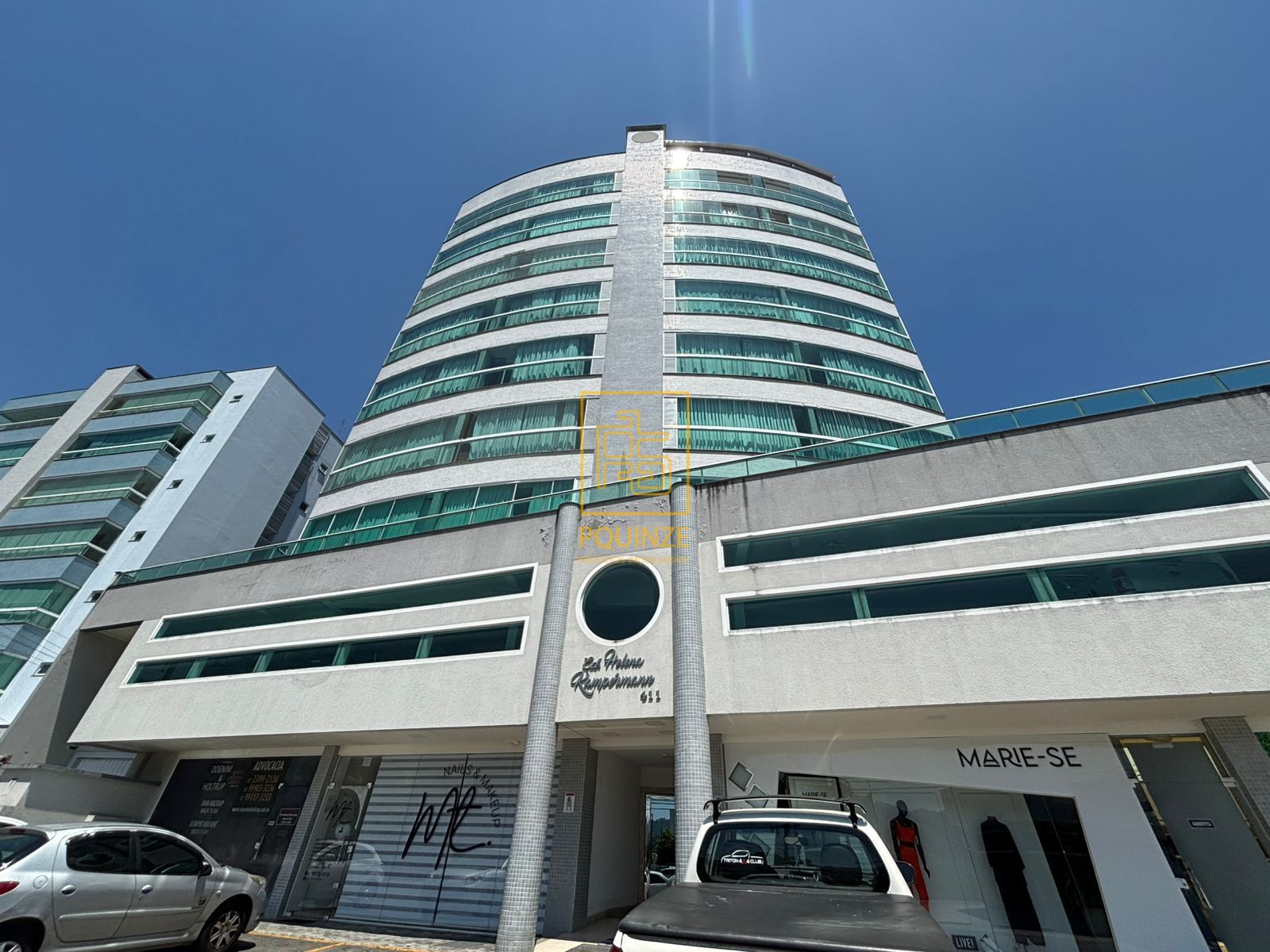 Cobertura Duplex Semi Mobiliada no Bairro Imigrantes - foto 1