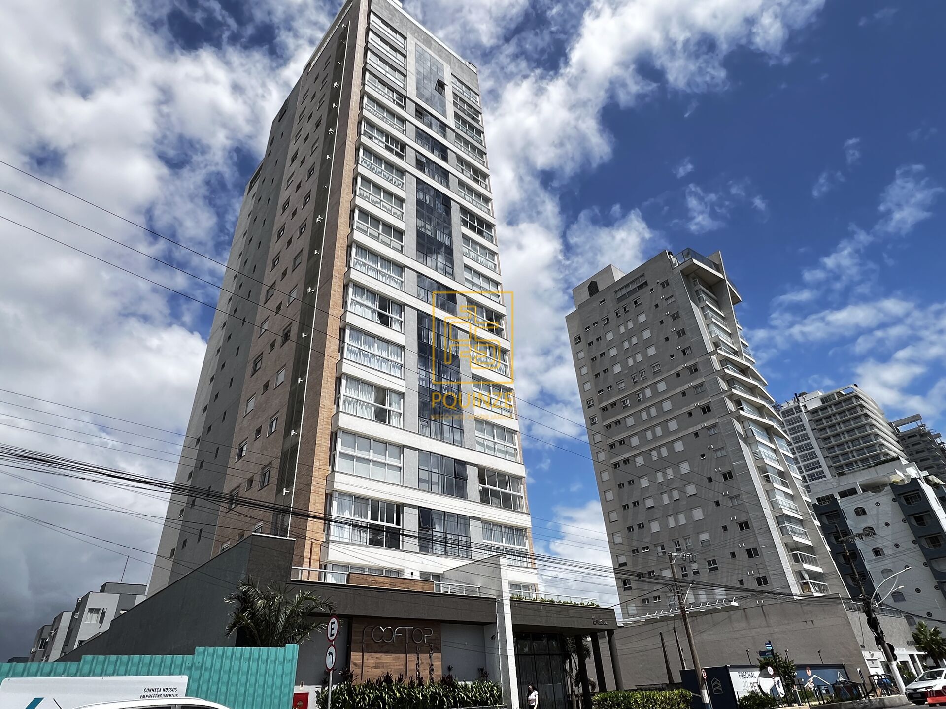 Luxuoso Apartamento no centro de Balnéario Piçarras! - foto 1
