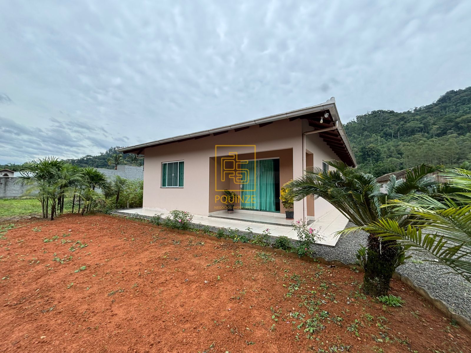 Refúgio com lagoa e horta a poucos minutos da cidade - foto 1