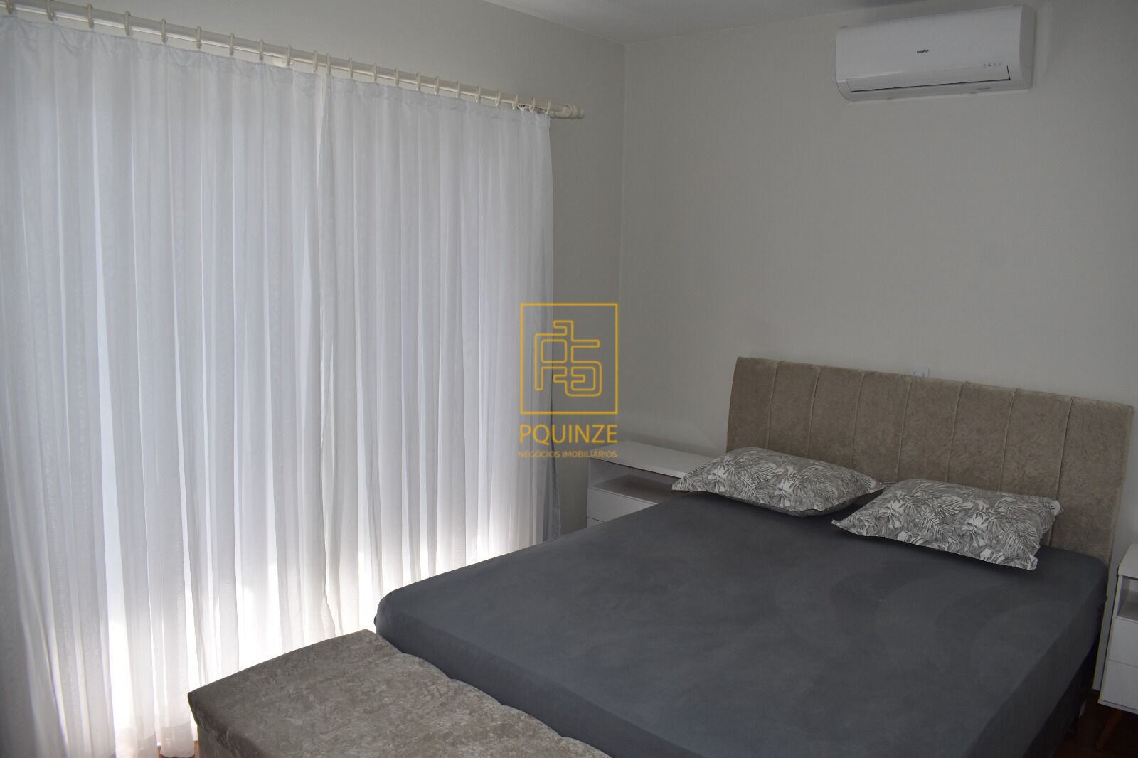 Casa com energia solar e amplo quintal no centro de Rodeio — foto 4