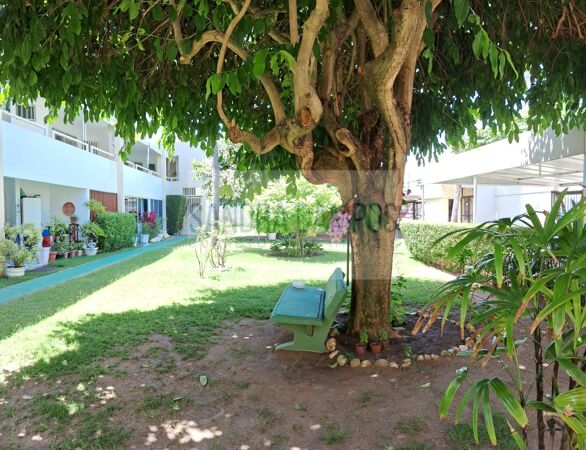 Apartamento Térreo à Venda em Vilas do Atlântico: Oportunidade a 600m da Praia