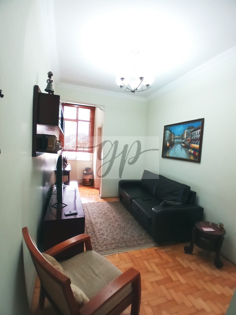 Apartamento à venda com 2 quartos, 64m² - Foto 2