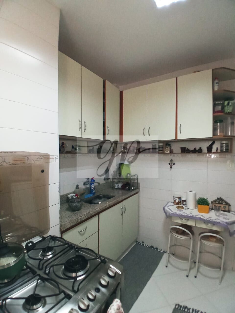 Apartamento à venda com 2 quartos, 64m² - Foto 13