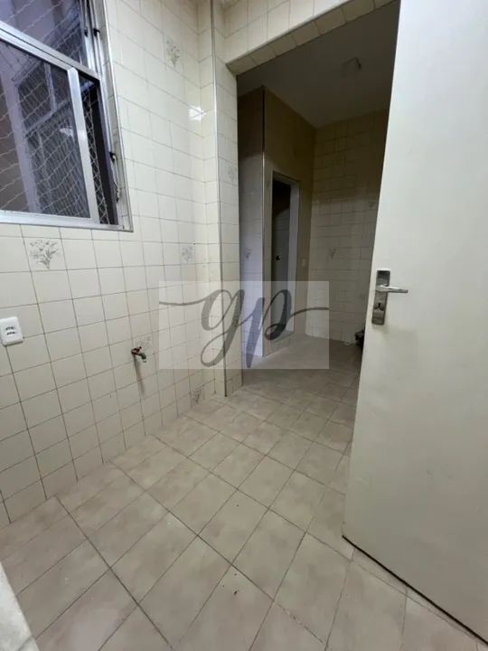 Apartamento à venda com 2 quartos, 69m² - Foto 11