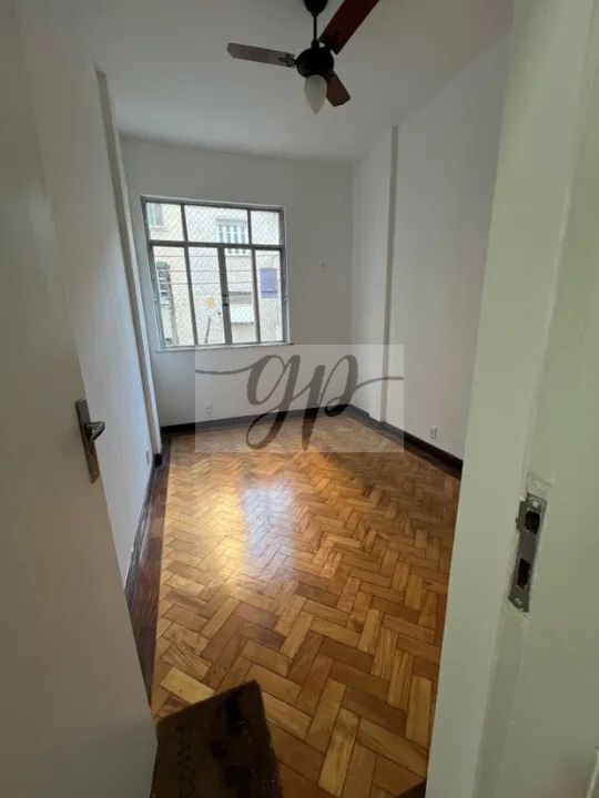 Apartamento à venda com 2 quartos, 69m² - Foto 5