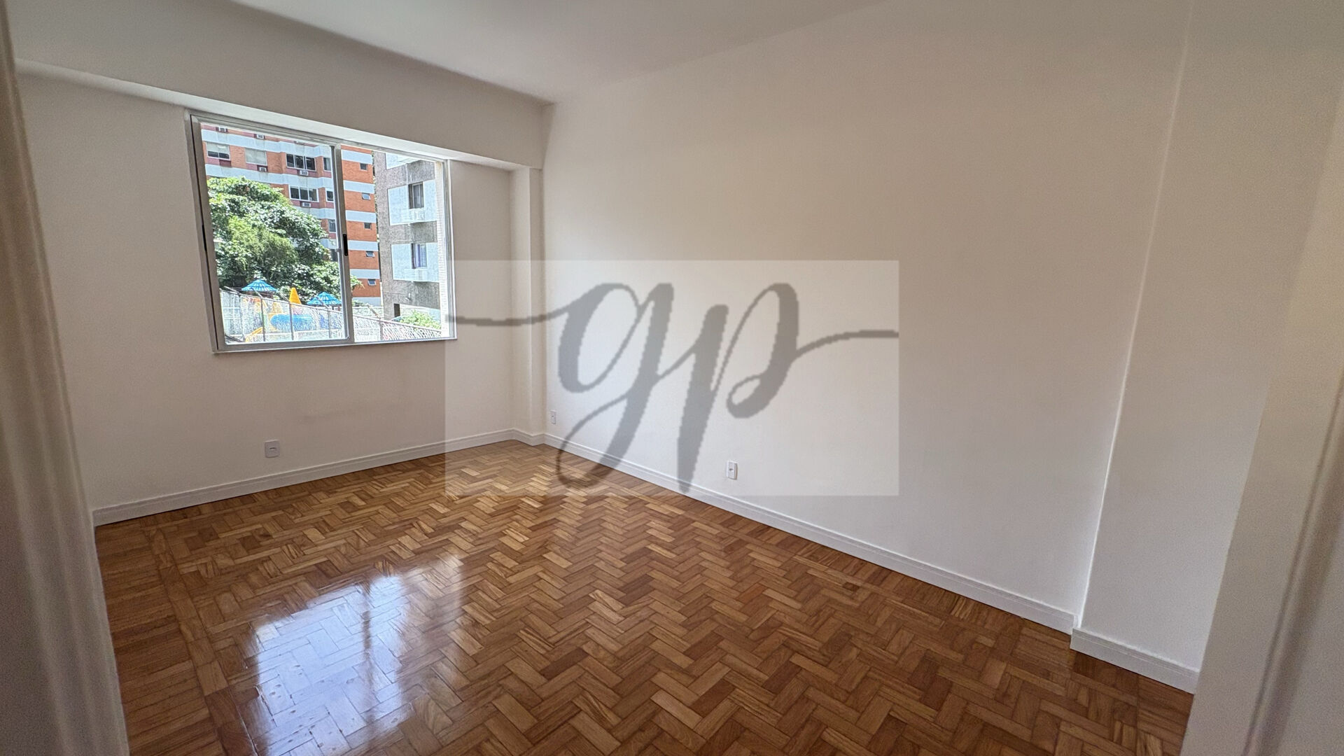 Apartamento à venda com 3 quartos, 131m² - Foto 10