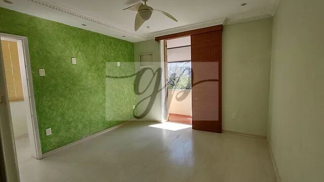 Apartamento à venda com 2 quartos, 100m² - Foto 2