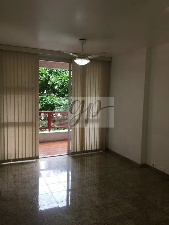 Apartamento à venda com 3 quartos, 100m² - Foto 1