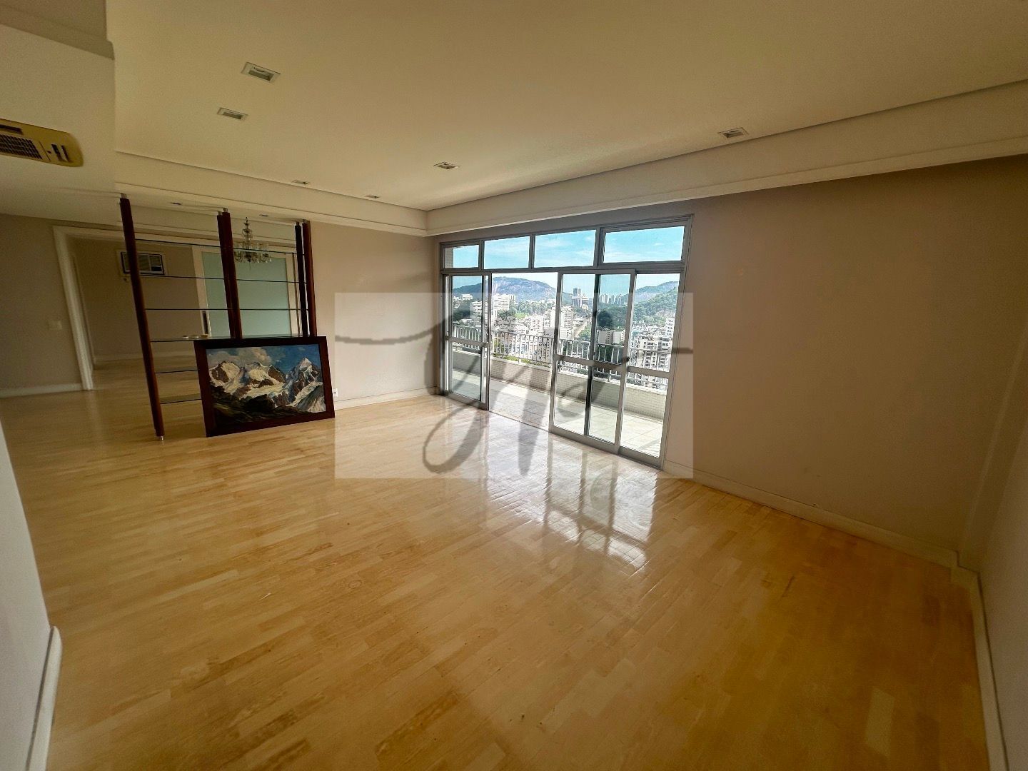 Apartamento para alugar com 3 quartos, 205m² - Foto 4