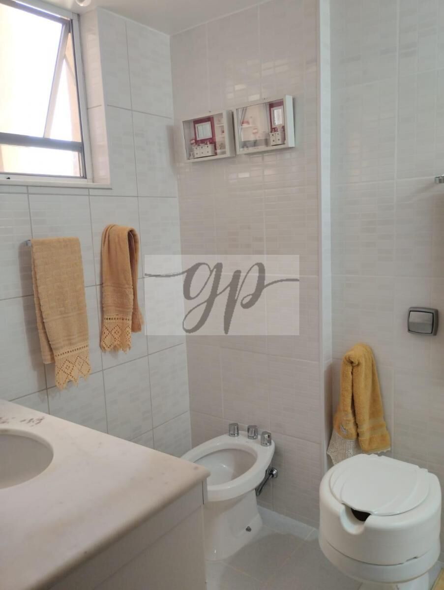 Apartamento à venda com 3 quartos, 140m² - Foto 13