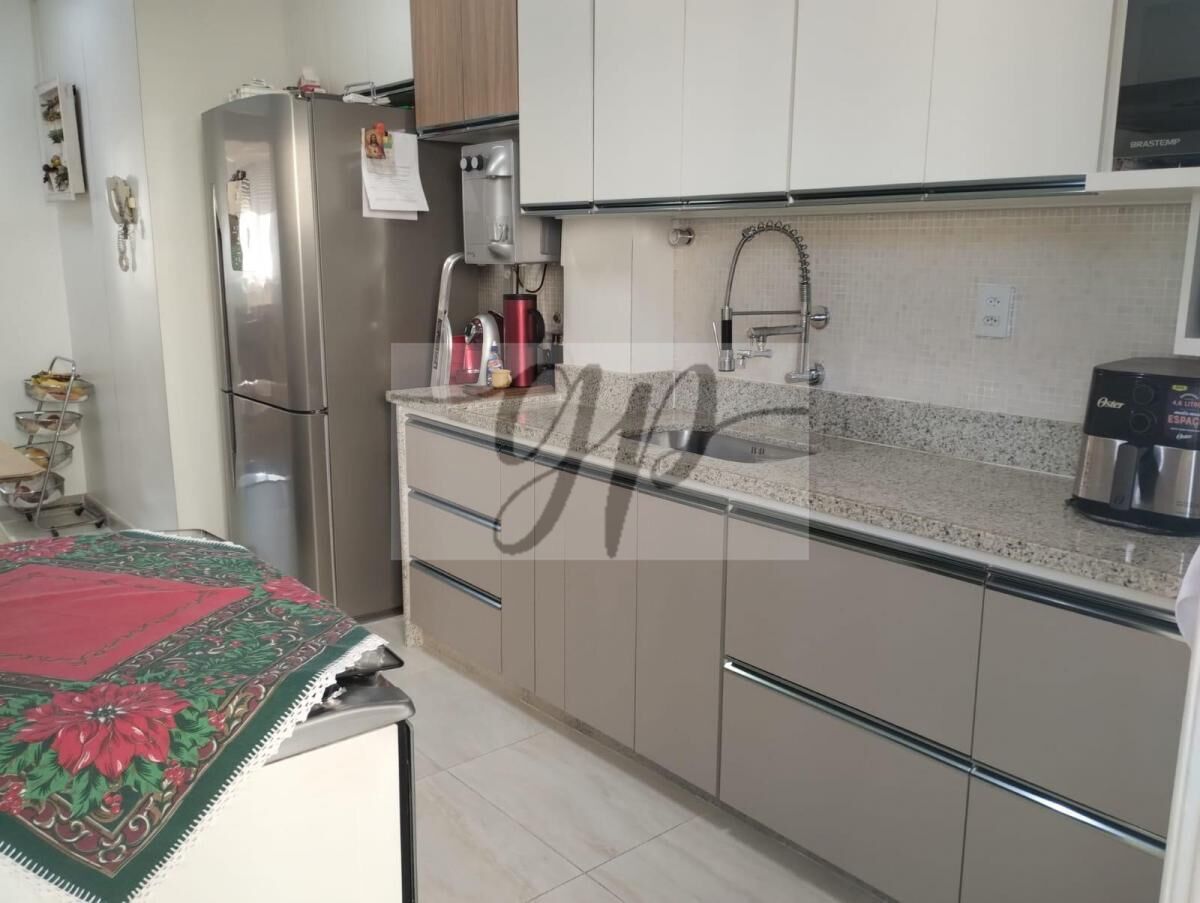 Apartamento à venda com 3 quartos, 140m² - Foto 19