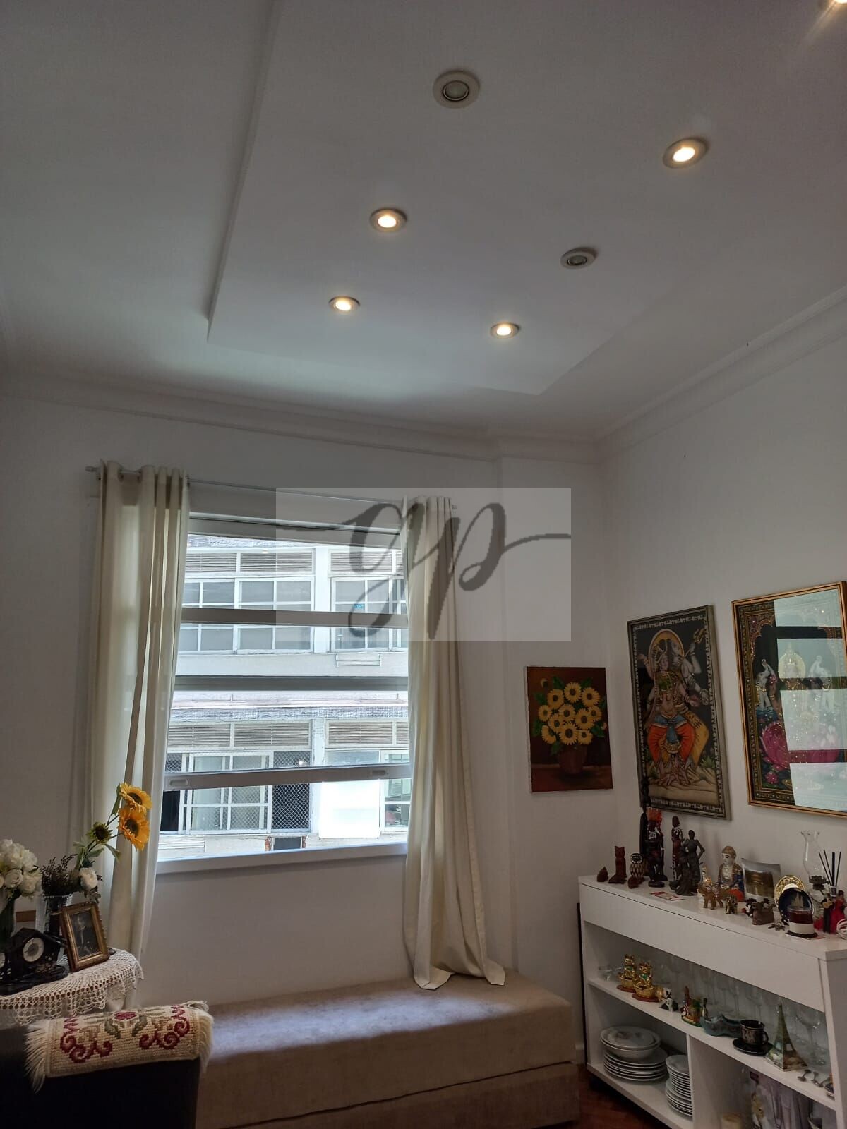 Apartamento à venda com 1 quarto, 60m² - Foto 3