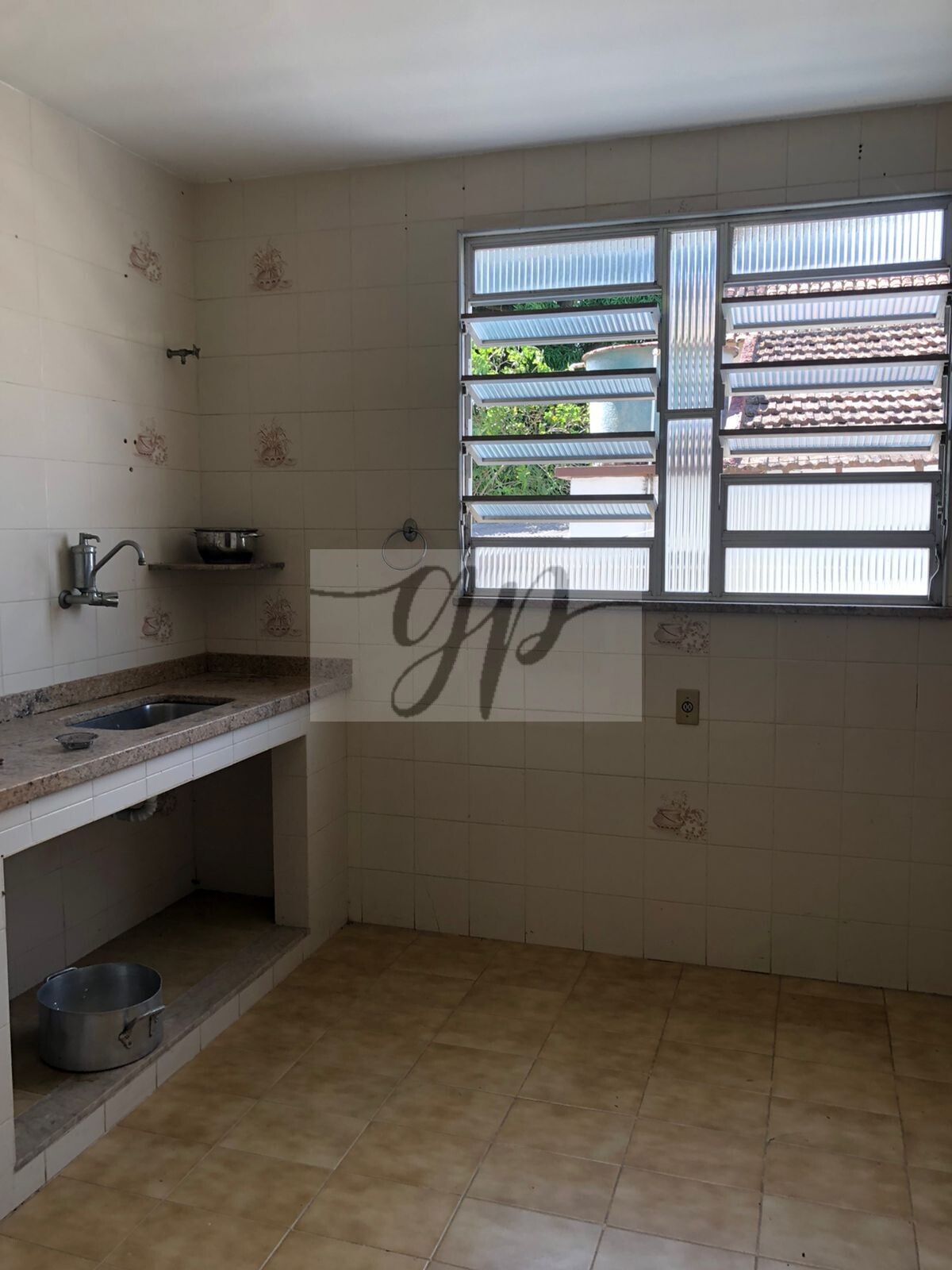 Casa à venda com 3 quartos, 101m² - Foto 10