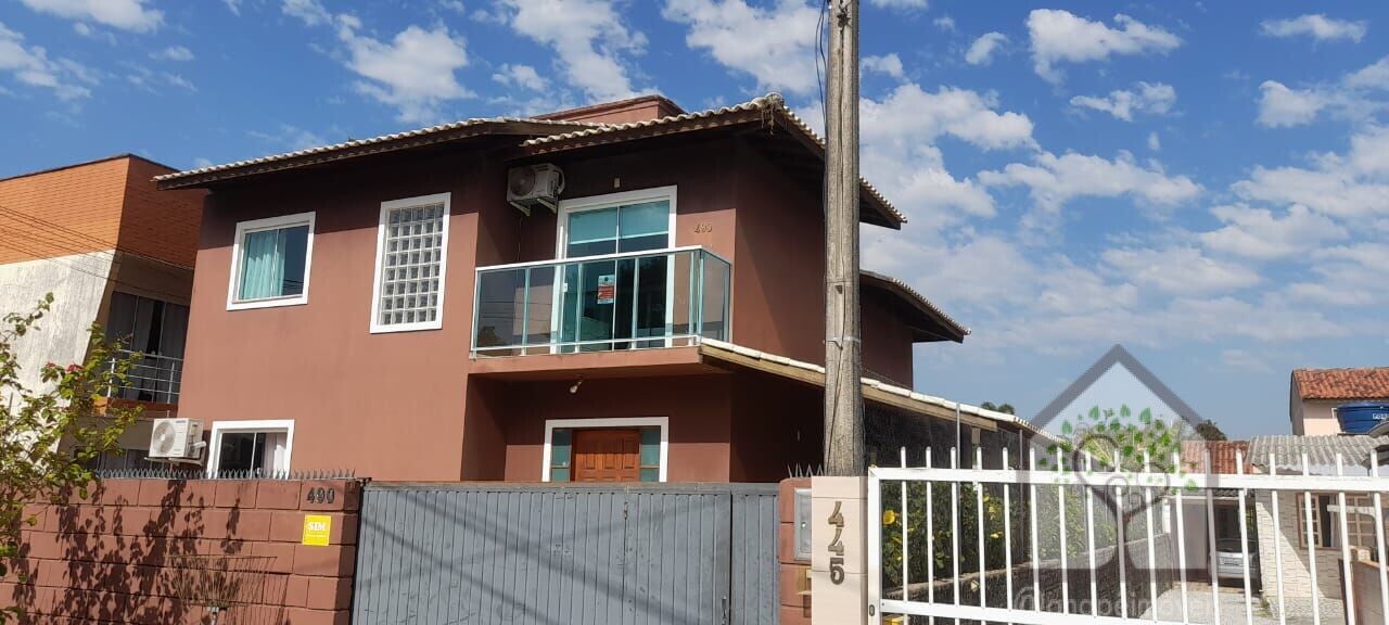 Casa à venda com 5 quartos, 300m² - Foto 3