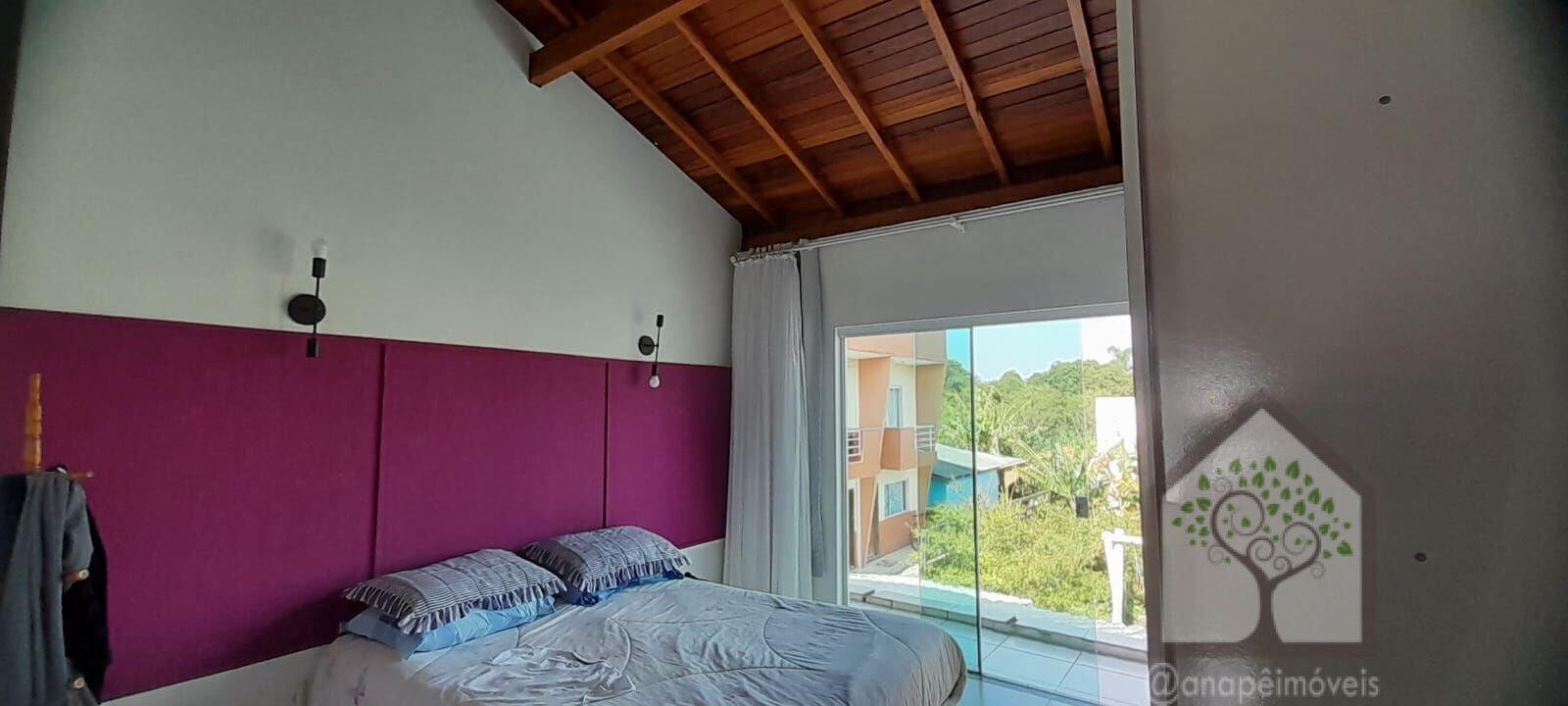 Casa à venda com 5 quartos, 300m² - Foto 12