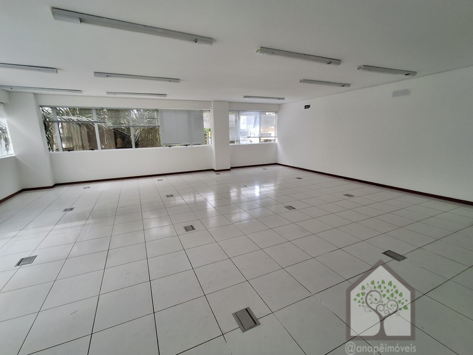 Conjunto Comercial-Sala à venda com 1 quarto, 81m² - Foto 6