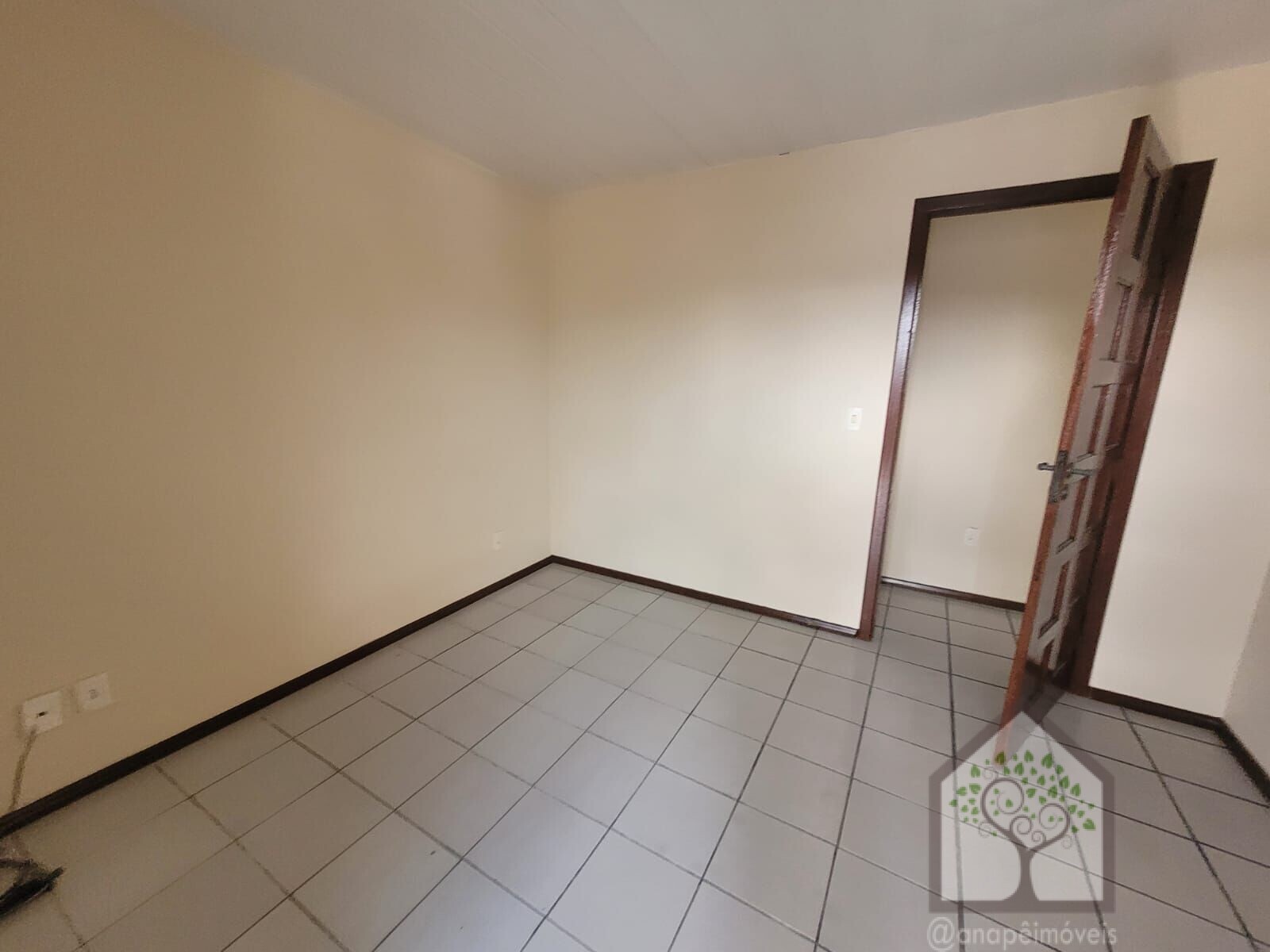 Casa à venda com 6 quartos, 291m² - Foto 15