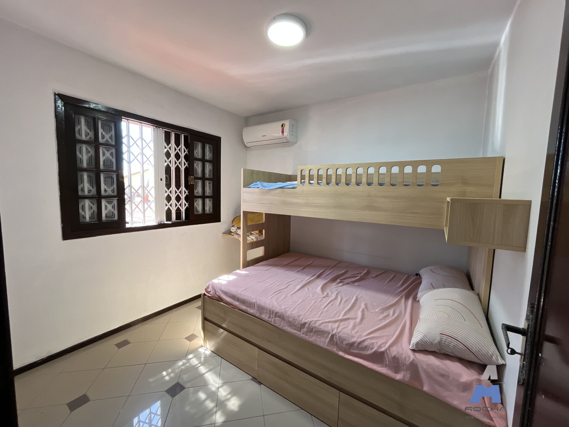 Casa, 4 quartos, 230 m² - Foto 17