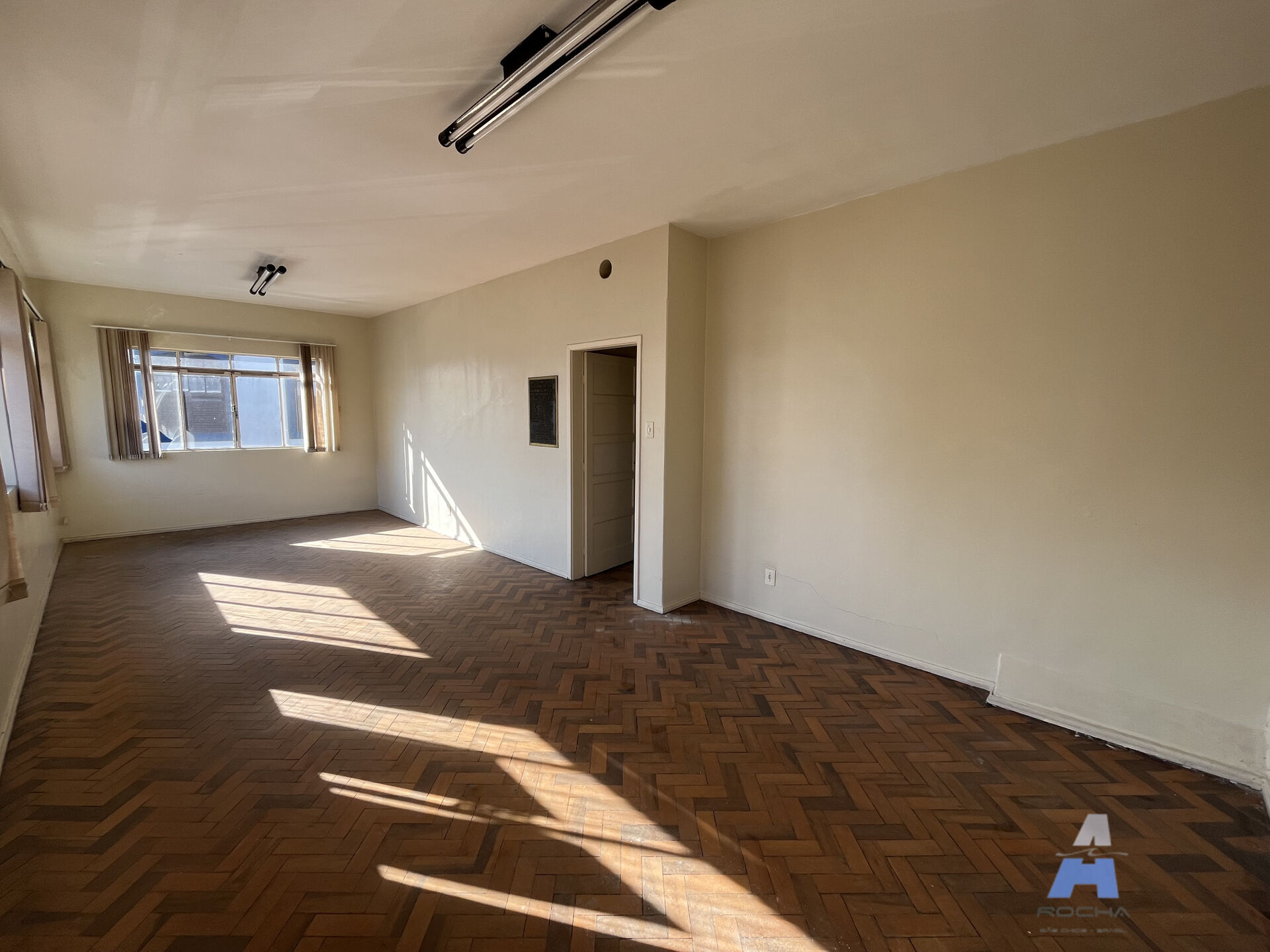 Sobrado, 385 m² - Foto 4