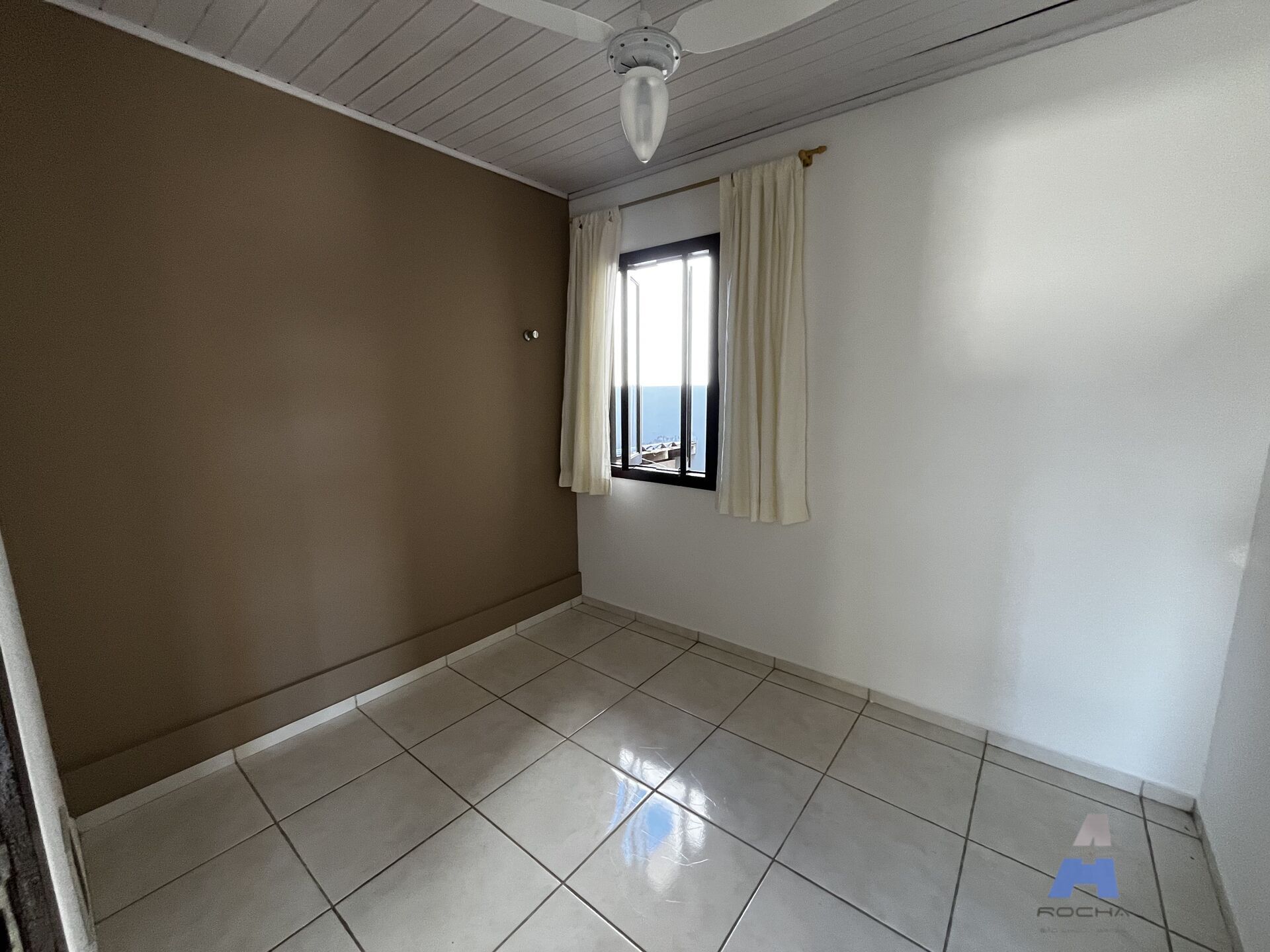 Casa, 6 quartos, 230 m² - Foto 28