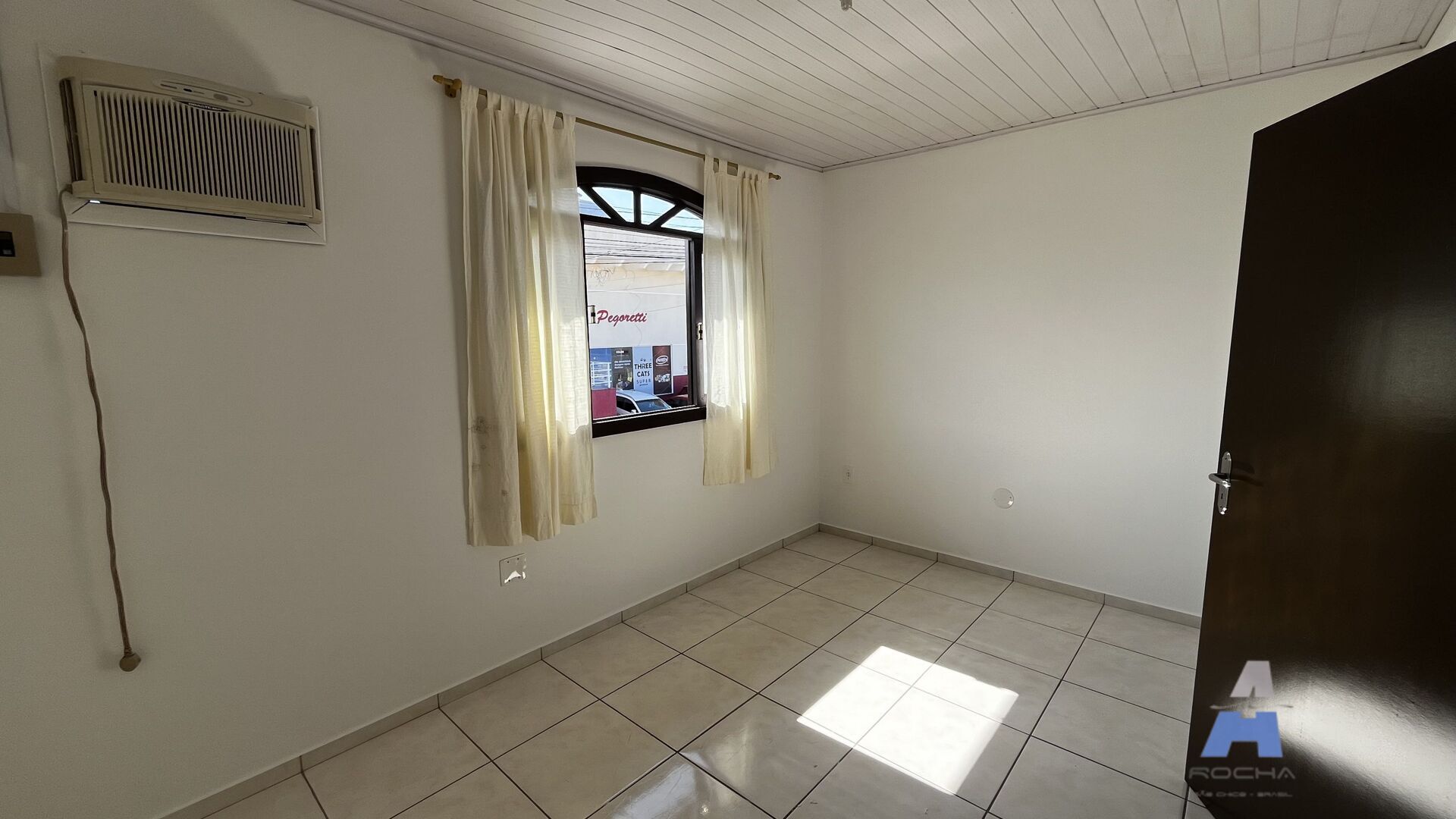 Casa, 6 quartos, 230 m² - Foto 25