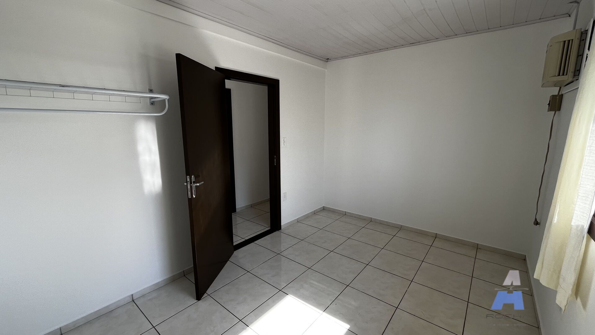 Casa, 6 quartos, 230 m² - Foto 24