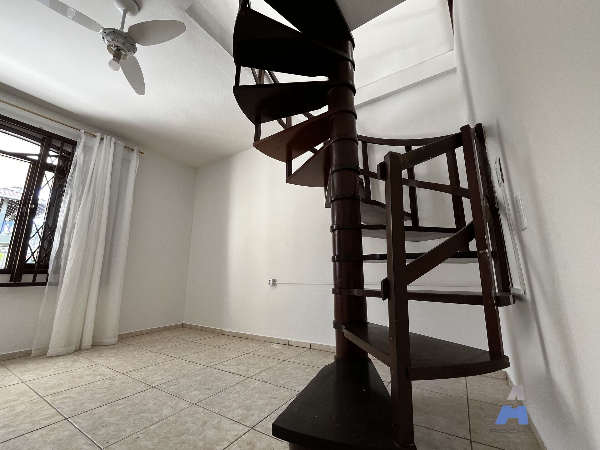 Casa, 6 quartos, 230 m² - Foto 13