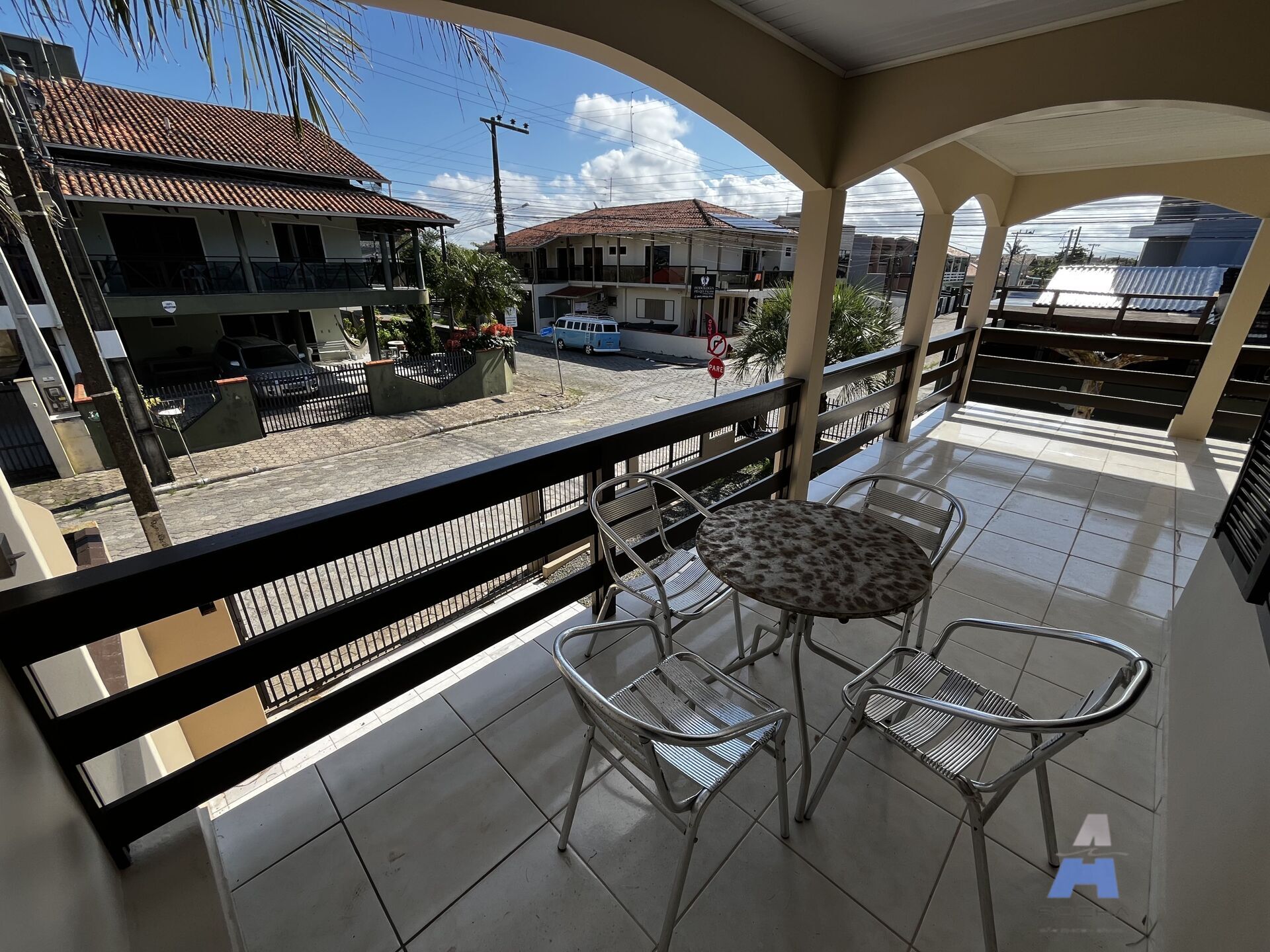 Casa, 6 quartos, 230 m² - Foto 3