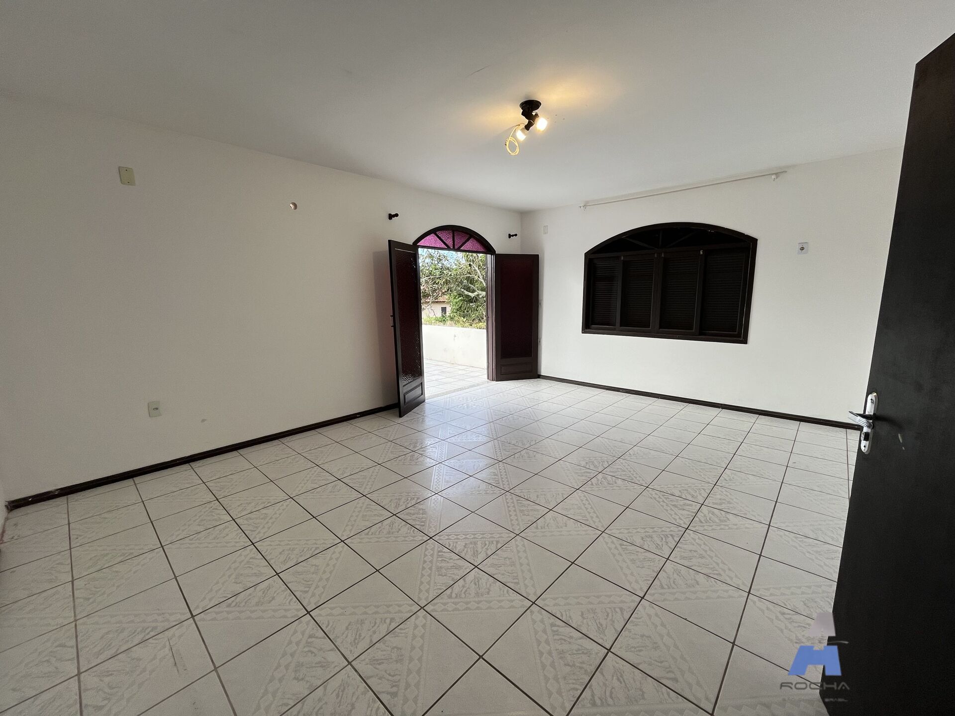 Casa, 4 quartos, 260 m² - Foto 10