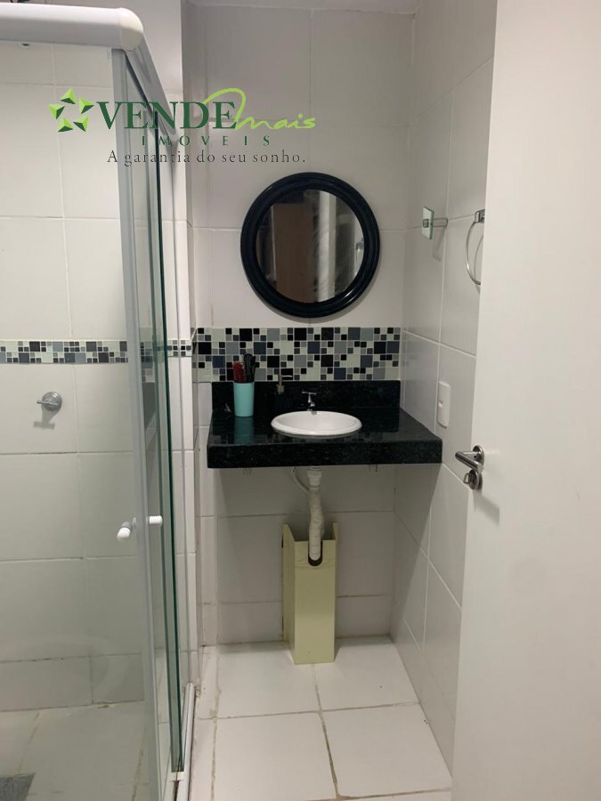 Cobertura à venda com 2 quartos, 80m² - Foto 4