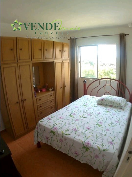 Apartamento à venda com 2 quartos, 72m² - Foto 4