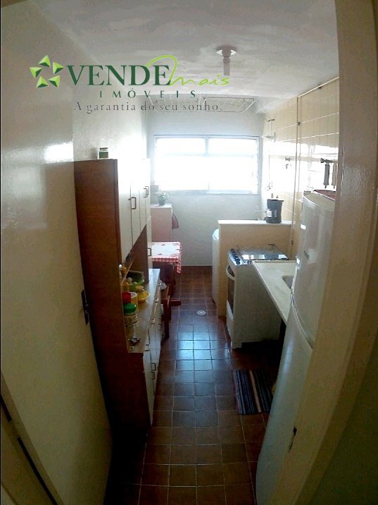 Apartamento à venda com 2 quartos, 72m² - Foto 3