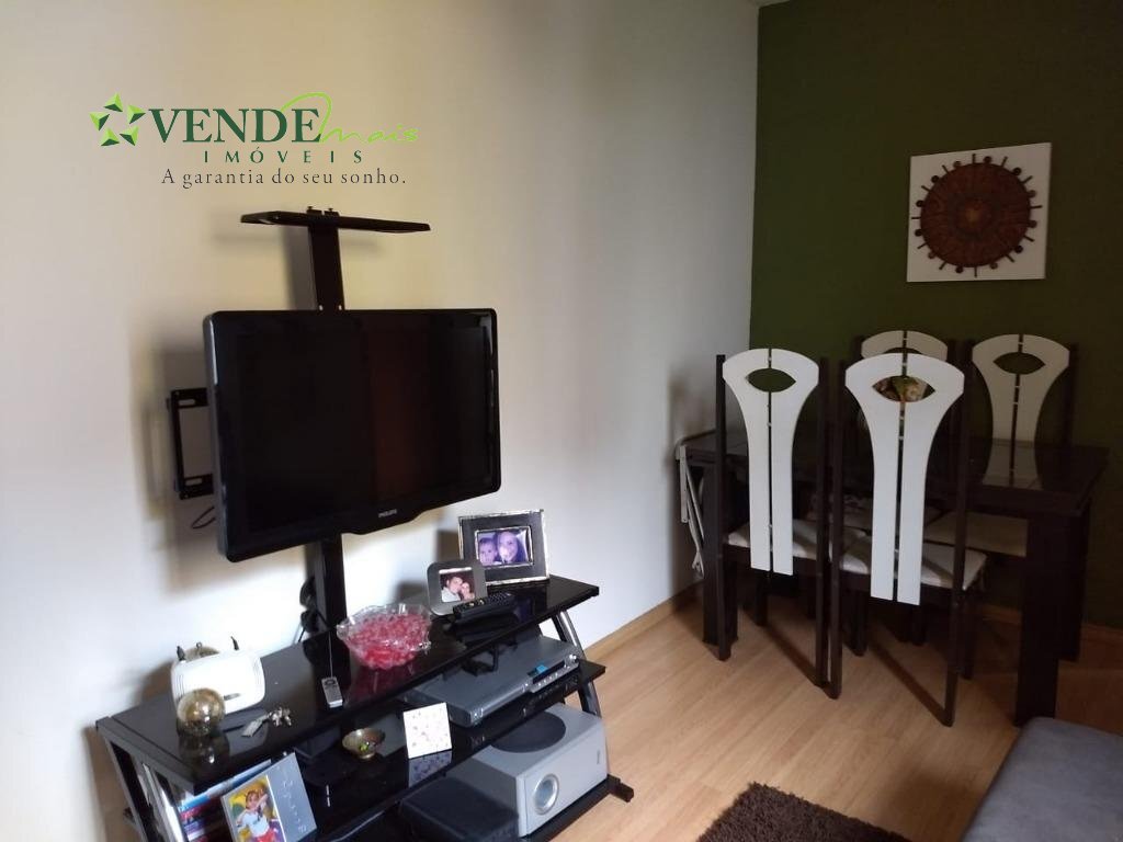 Apartamento à venda com 2 quartos, 60m² - Foto 11