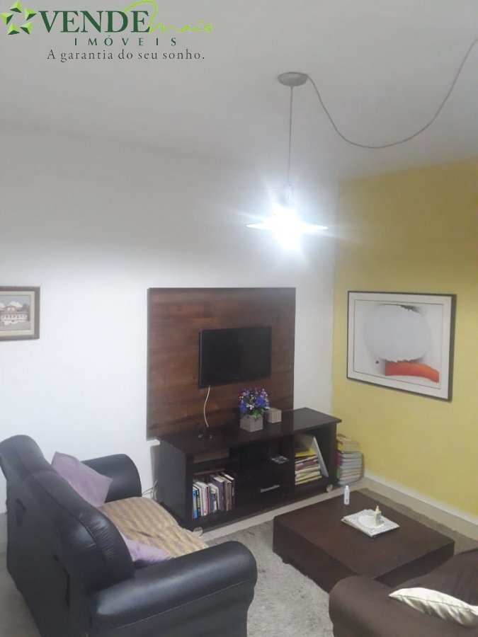 Casa à venda com 2 quartos, 93m² - Foto 5