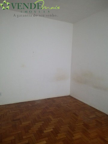 Apartamento à venda com 1 quarto, 42m² - Foto 4