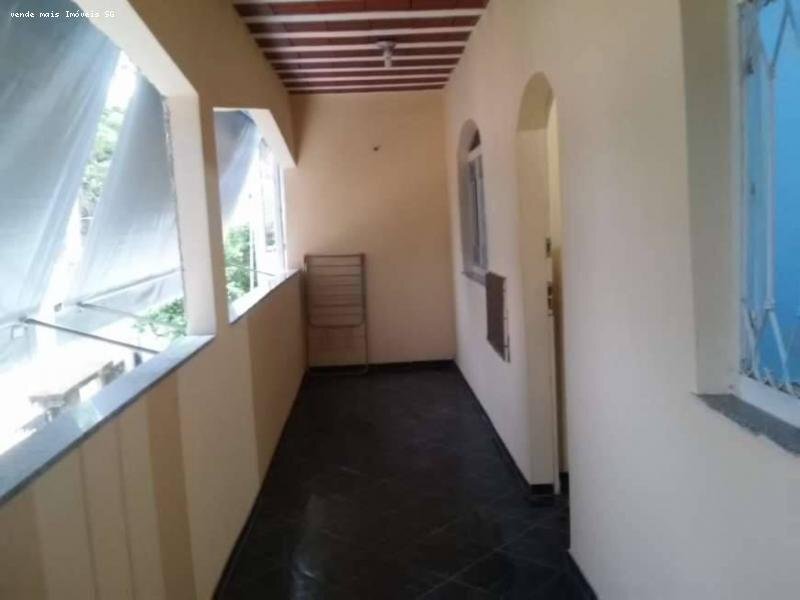 Casa à venda com 3 quartos, 130m² - Foto 32