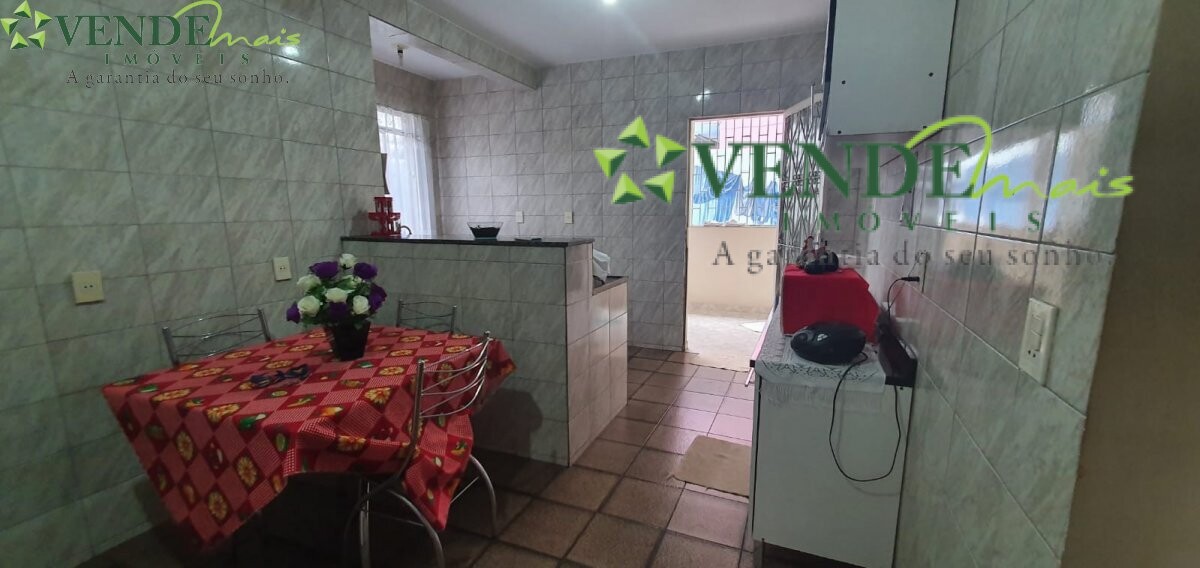 Casa à venda com 4 quartos, 80m² - Foto 16