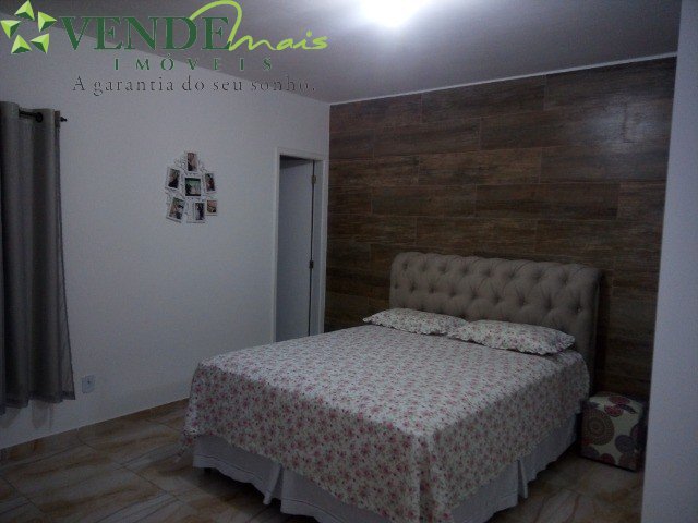 Casa à venda com 2 quartos, 88m² - Foto 3