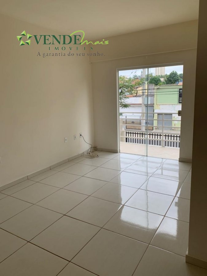 Apartamento à venda com 2 quartos, 76m² - Foto 9