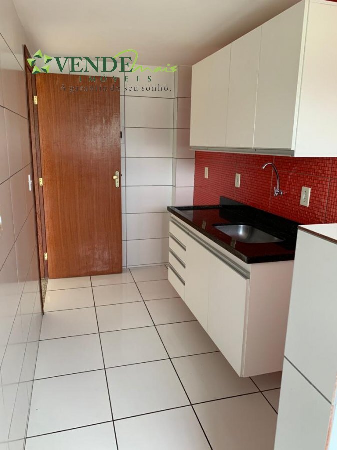 Apartamento à venda com 2 quartos, 76m² - Foto 2