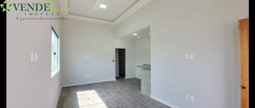 Casa à venda com 3 quartos, 134m² - Foto 2