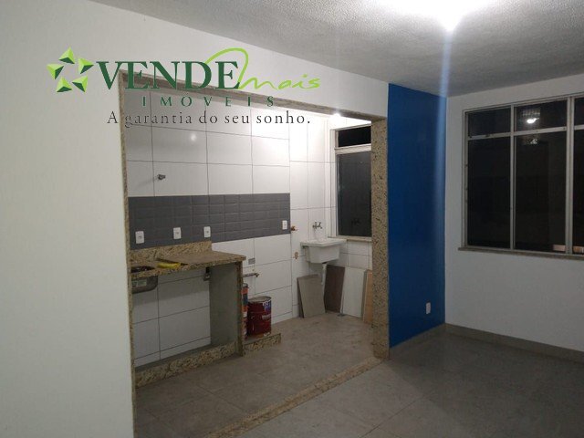 Apartamento à venda com 2 quartos, 60m² - Foto 2