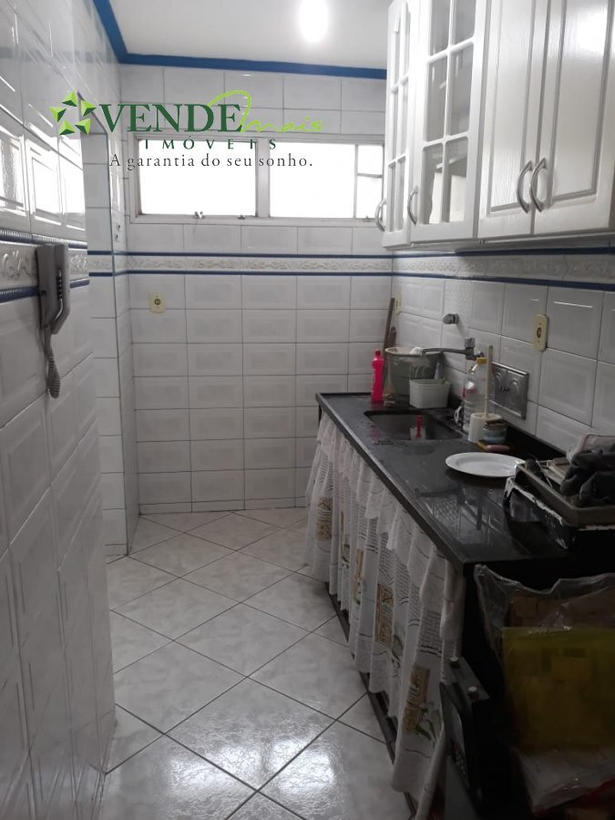 Apartamento à venda com 2 quartos, 60m² - Foto 6