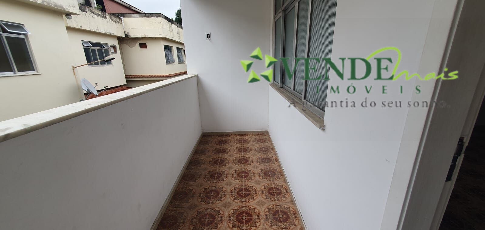 Apartamento à venda com 2 quartos, 64m² - Foto 12