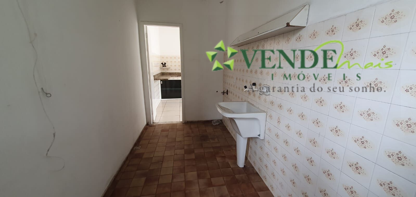 Apartamento à venda com 2 quartos, 64m² - Foto 28